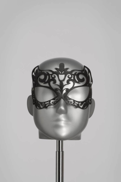 Voyeur X Mask Lilly MALC001