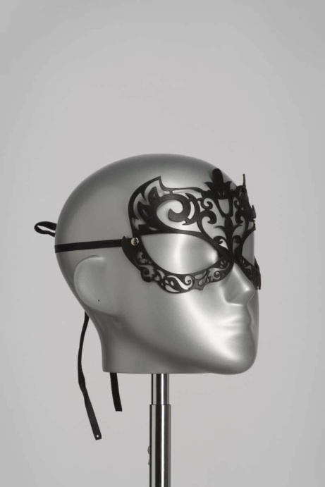 Voyeur X Mask Lilly MALC001 - Image 2